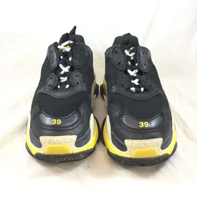 Balenciaga Triple S Sneakers. Size 39