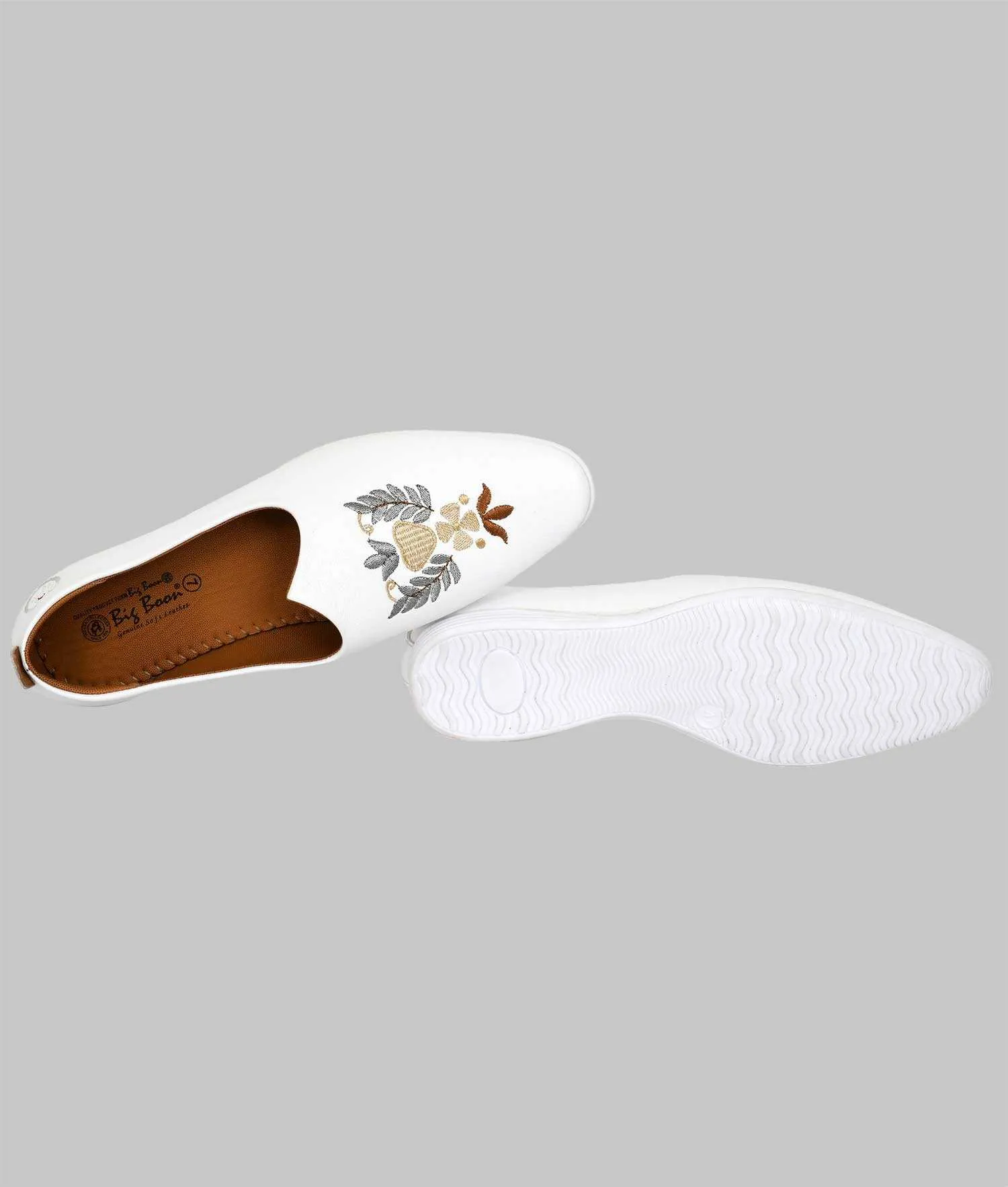 Big Boon Men's Ethnic Shoes  Embroider/ Zardozi Style