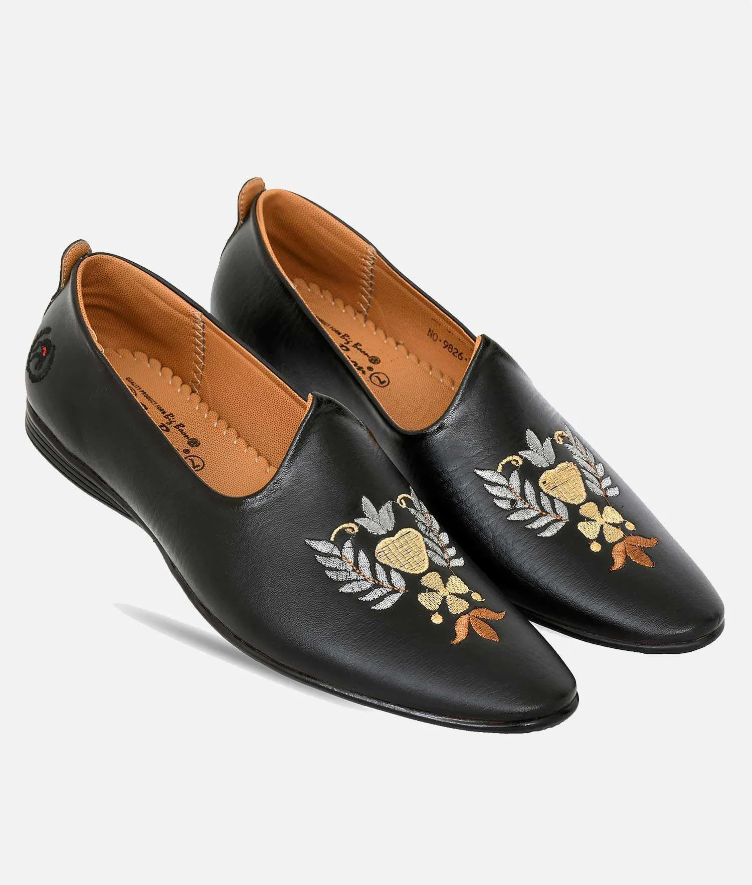 Big Boon Men's Ethnic Shoes  Embroider/ Zardozi Style