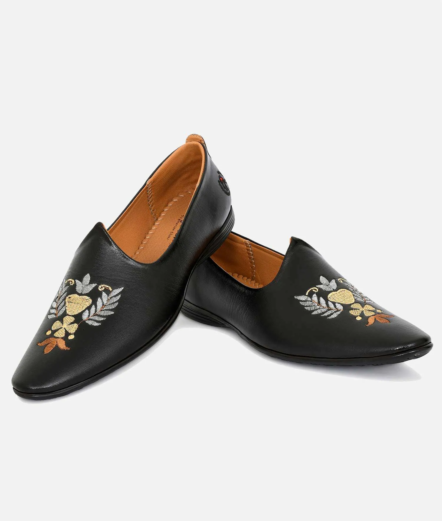 Big Boon Men's Ethnic Shoes  Embroider/ Zardozi Style