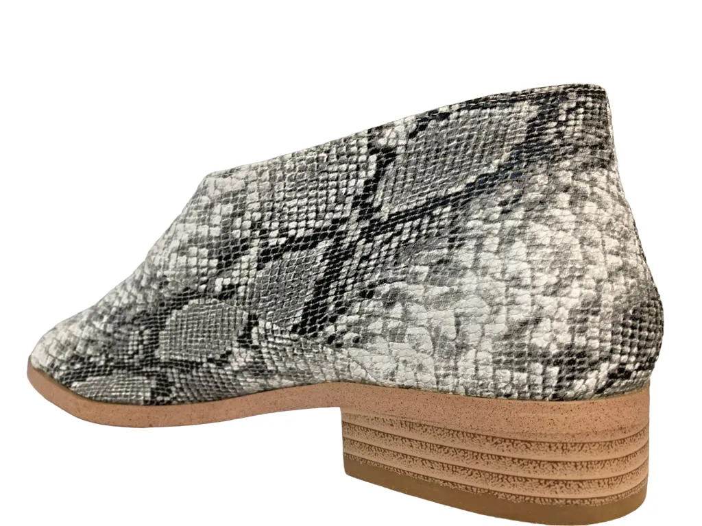 Fashion Snake Print Low Block Heel Women's Sandals