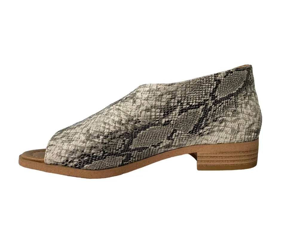 Fashion Snake Print Low Block Heel Women's Sandals