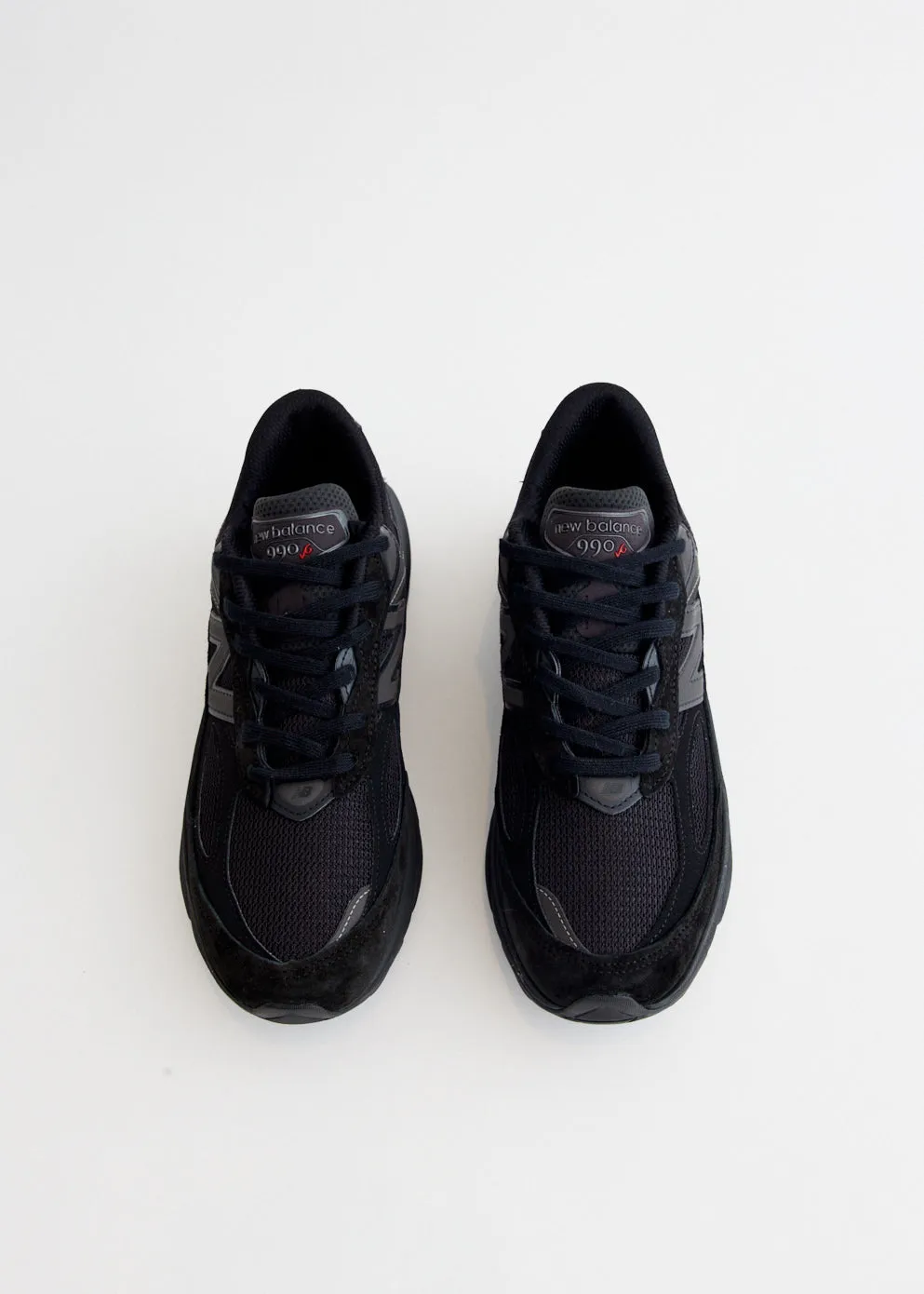 MADE in USA 990v6 'Black' Sneakers