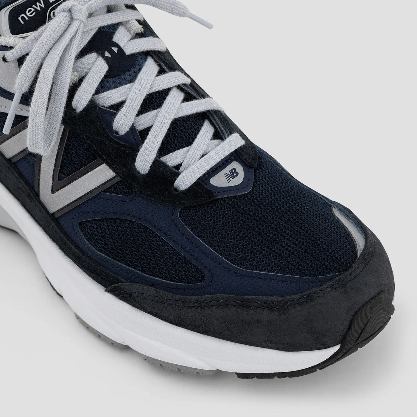 New Balance 990 v6 Made in USA Sneaker