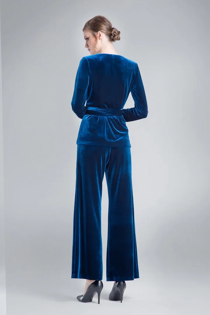 Velvet wide-leg trousers in royal blue